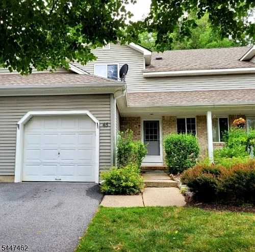 45 Meadow Pond Rd Photo 1
