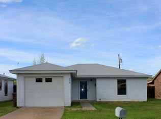 956 E 40th St, San Angelo, TX 76903