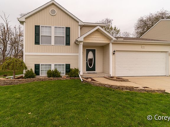 2nd image of 1653 Wales Dr SE