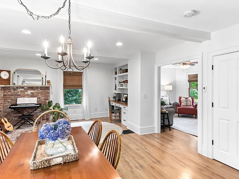 173 Center St — Photo 13