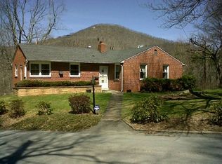 246 Crest Dr, Boone, NC 28607