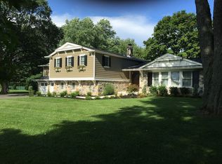 667 Sproul Rd, Villanova, PA 19085