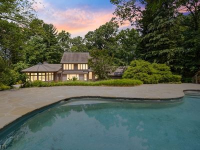 130 Oakwood Rd, Watchung, NJ, 07069
