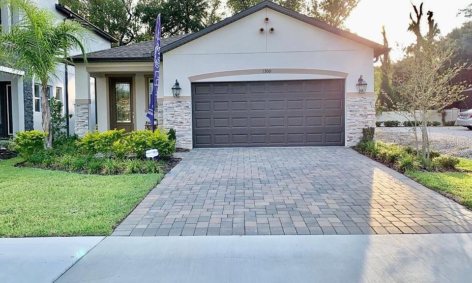 1st image of 1300 Arisha Dr
