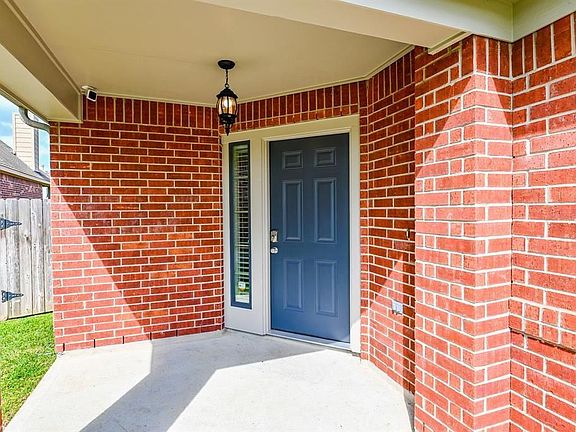 4th image of 13418 Barons Lake Ln