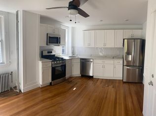 81 Brookline St #3R, Cambridge, MA 02139