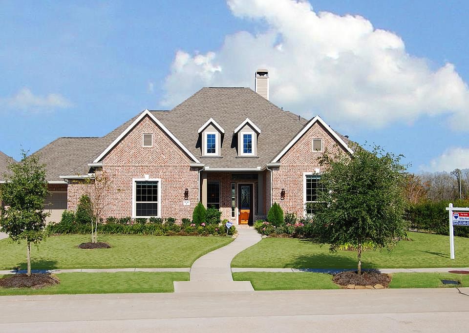 1st image of 5130 Water Oak Cres