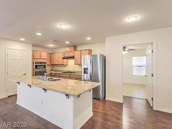 4th image of 7096 Glencoe Harbor Ave