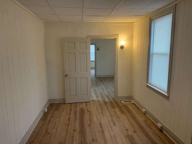 552 Church St — Photo 13