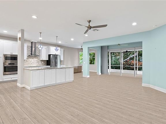 3rd image of 20911 Persimmon PL