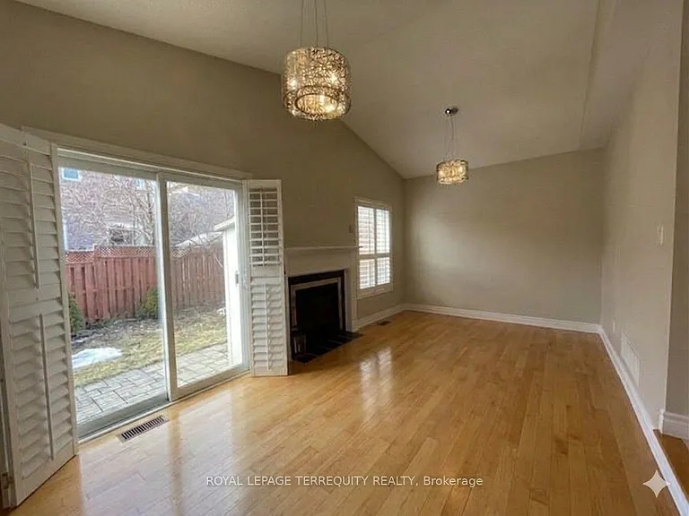 3813 Ridgepoint Way — Photo 10