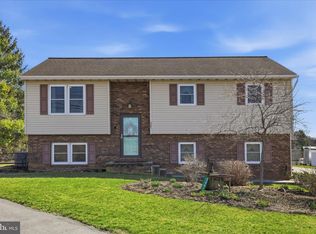 3481 Mount Joy Rd, Mount Joy, PA 17552