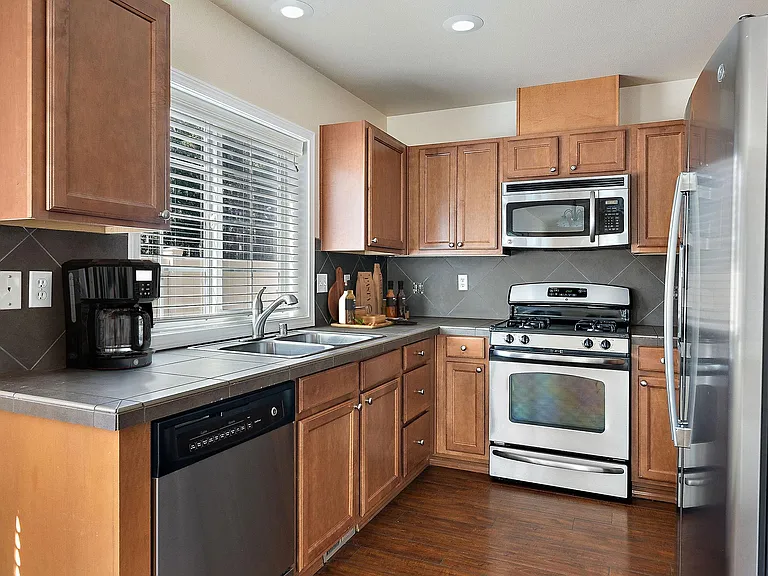 Cascade -1549sq.ft