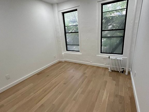 4th image of 251 Pacific St #I
