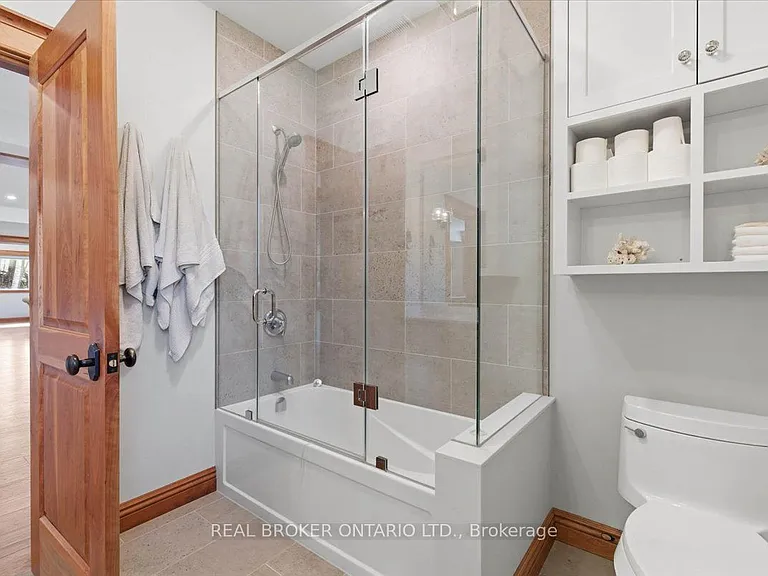 4589 Watson Rd S — Photo 20