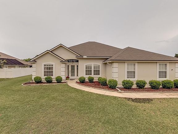 3rd image of 3612 Nipa Dr