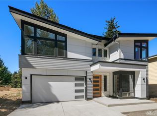 12627 80th Ave NE, Kirkland, WA 98034
