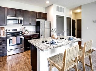 East Lake Flats, Lincoln, NE 68526