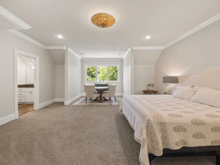 UPSTAIRS Primary Bedroom with Full Bath and Walk in Closet