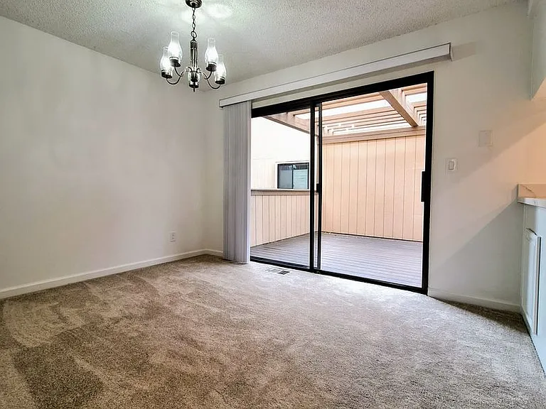 14575 S Bascom Ave — Photo 15