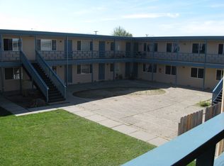 1010 N Sanborn Rd APT 27, Salinas, CA 93905