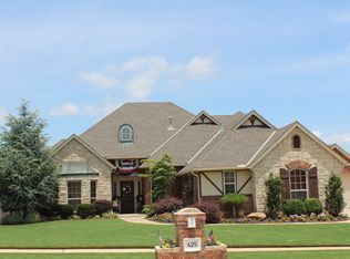 425 Meadow Run Ct, Yukon, OK 73099
