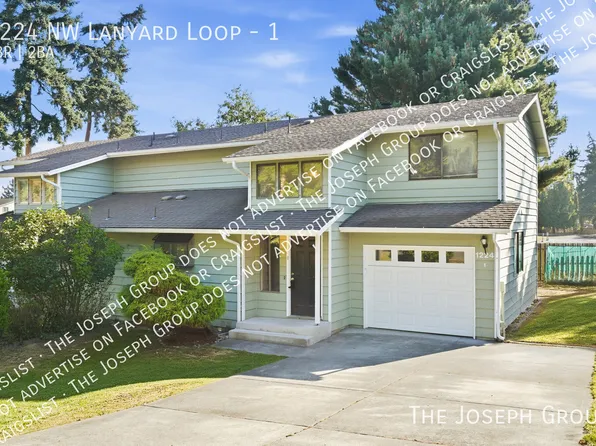 1224 NW Lanyard Loop #1, Oak Harbor, WA 98277