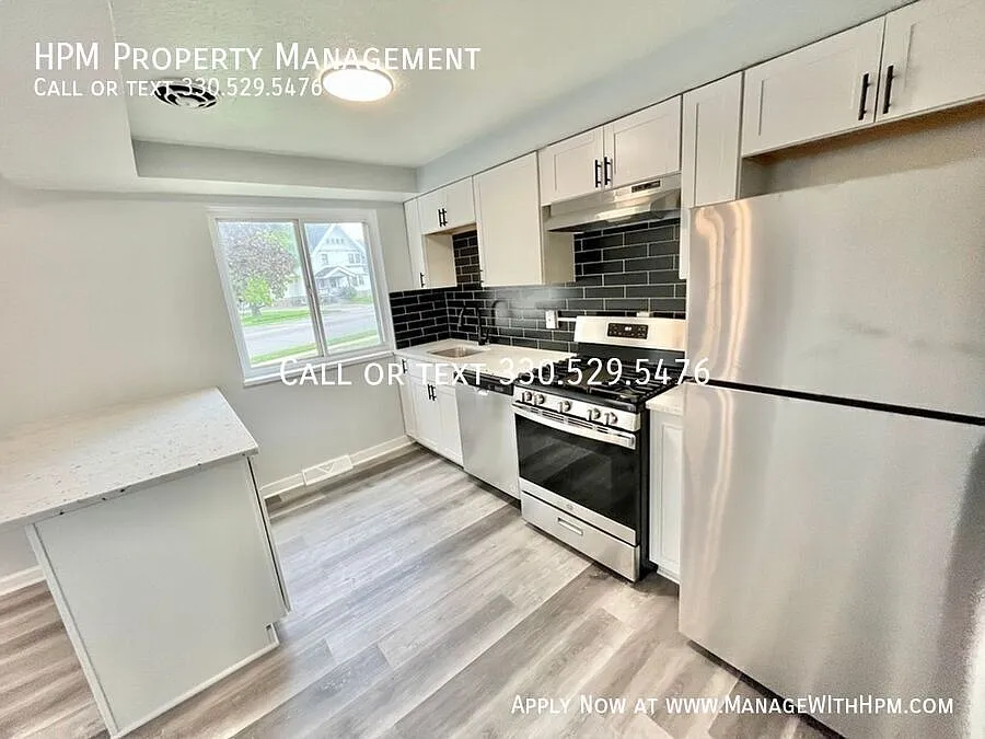 One month free 13-month lease — Photo 4