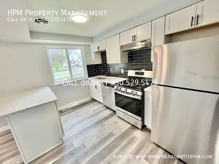 2868 Noble Rd #5 — Photo 4