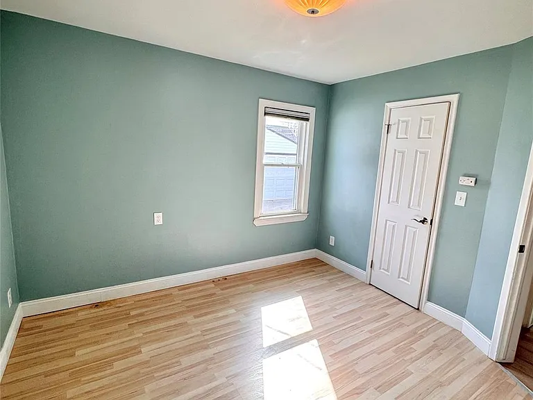 511 S Campbell Rd — Photo 9