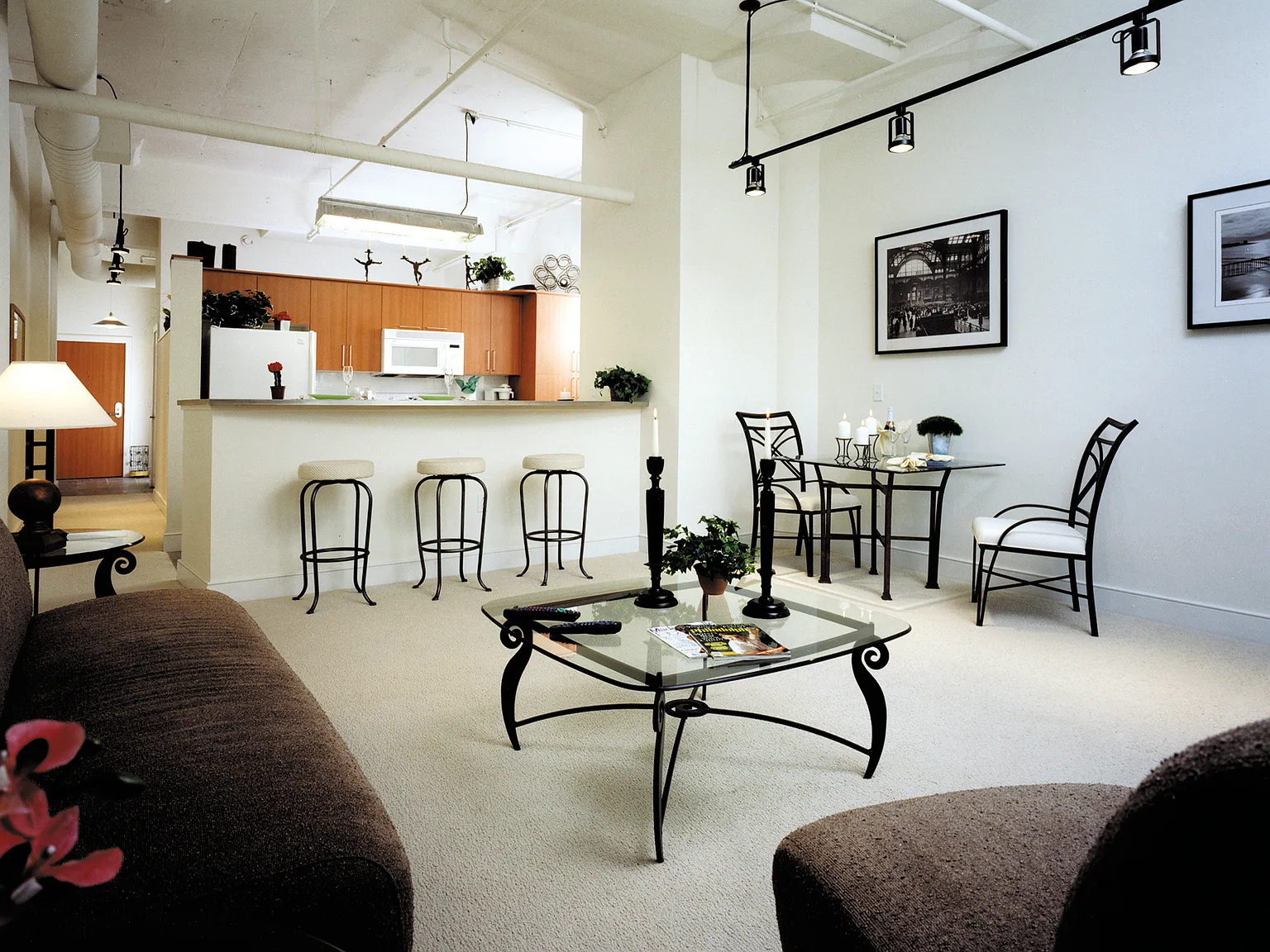The Lofts at 1835 Arch — Photo 4