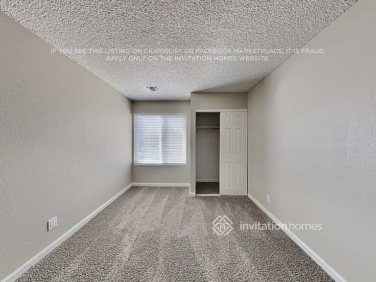 9236 Linda Rio Dr — Photo 13