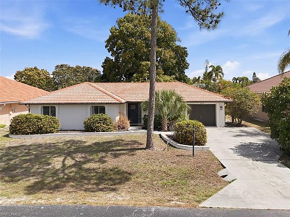 3rd image of 26920 Spanish Gardens DR