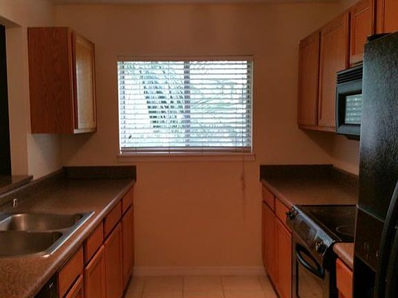 4th image of 1919 Toucan Way Unit 311
