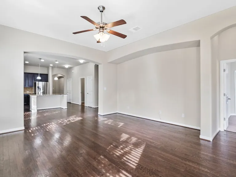 2923 Bluffstone Dr — Photo 24
