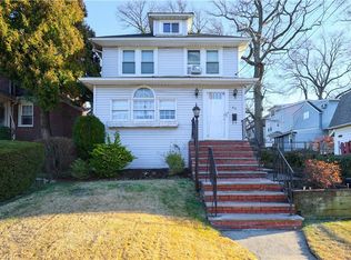 46 Oakdale St, Staten Island, NY 10308