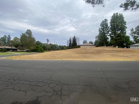 4th image of 0 Claremont Dr
