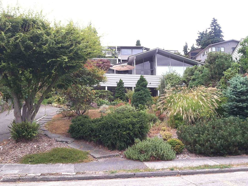 2nd image of 7303 58th Ave NE