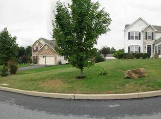 802 Timber Dr, Coatesville, PA 19320