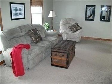 3rd image of 1036 Brookpoint Dr