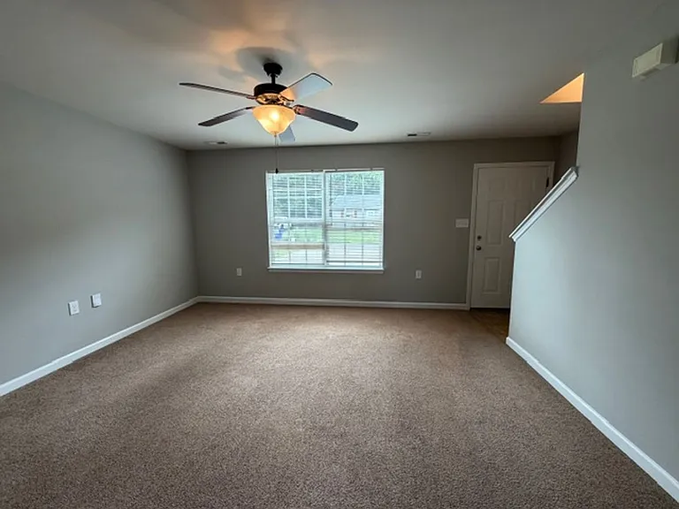 1299 Pond St SE — Photo 3
