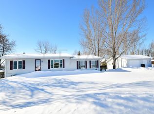 1202 Oldham Ave, Manvel, ND 58256