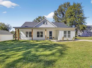 156 Robert Cir, Guntersville, AL 35976