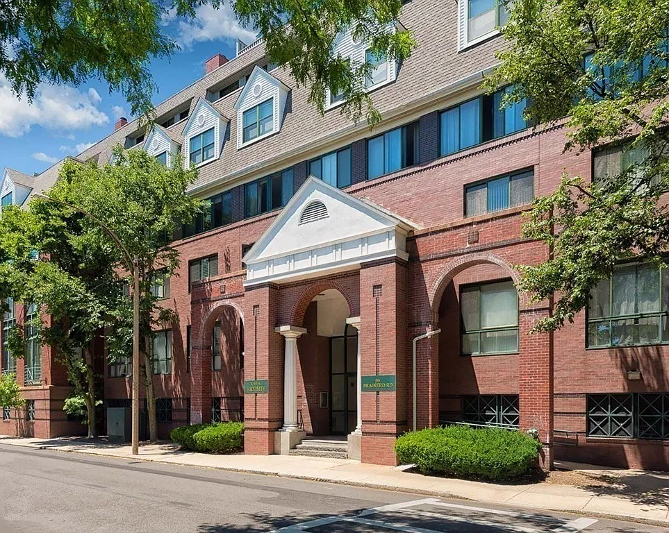 1 bed, 628 sqft, $2,795 — Photo 1