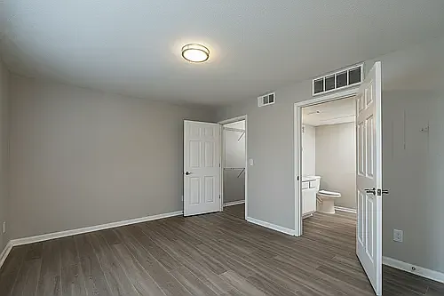 Blue Ridge Apartments — Photo 23
