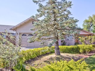 2144 SW Garden Valley Way, Grants Pass, OR 97526