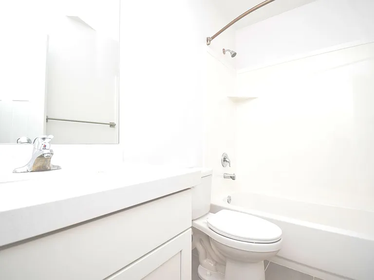 4727 S Hillhouse Cv #102 — Photo 18