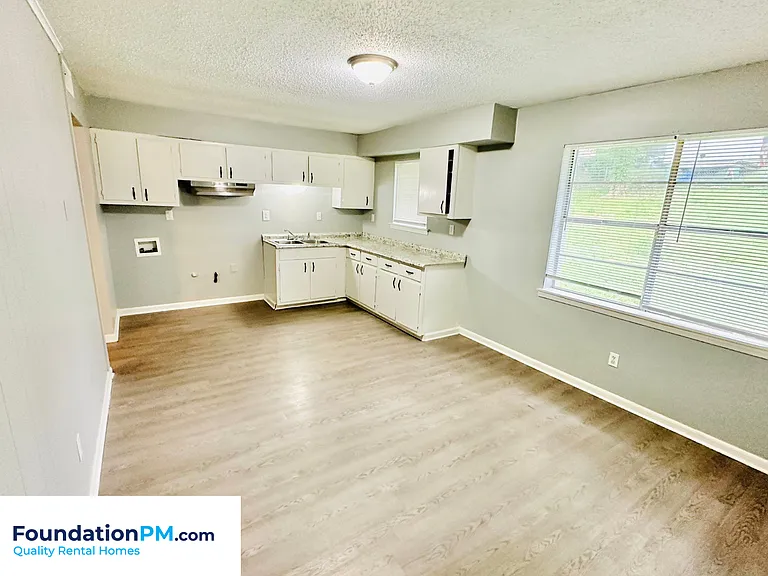 5099 Blacksmith Dr — Photo 3