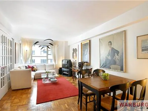 415 East 52nd Street image 1 of 4