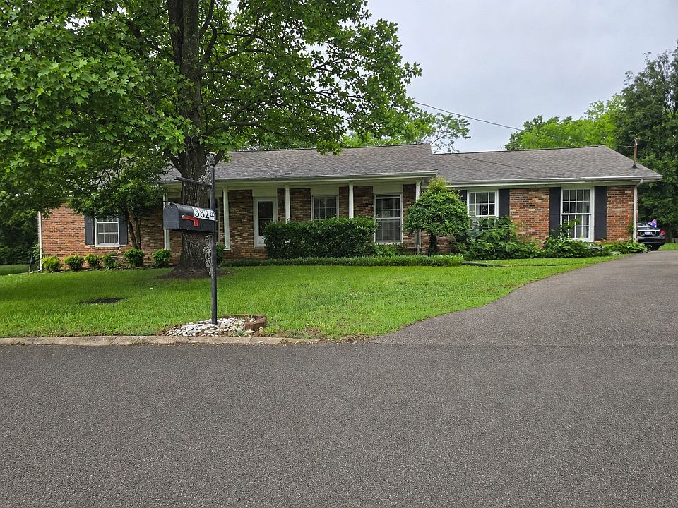 1st image of 3824 Lake Aire Ct